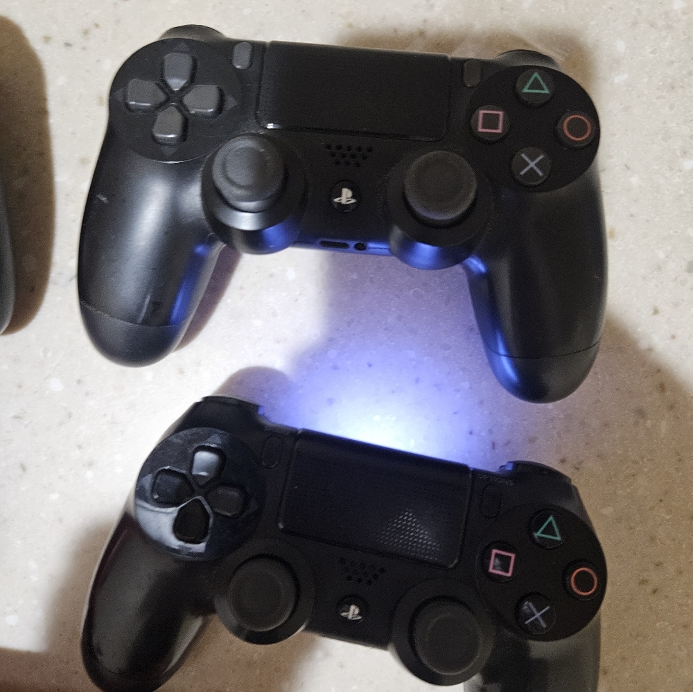 ps4 controllers